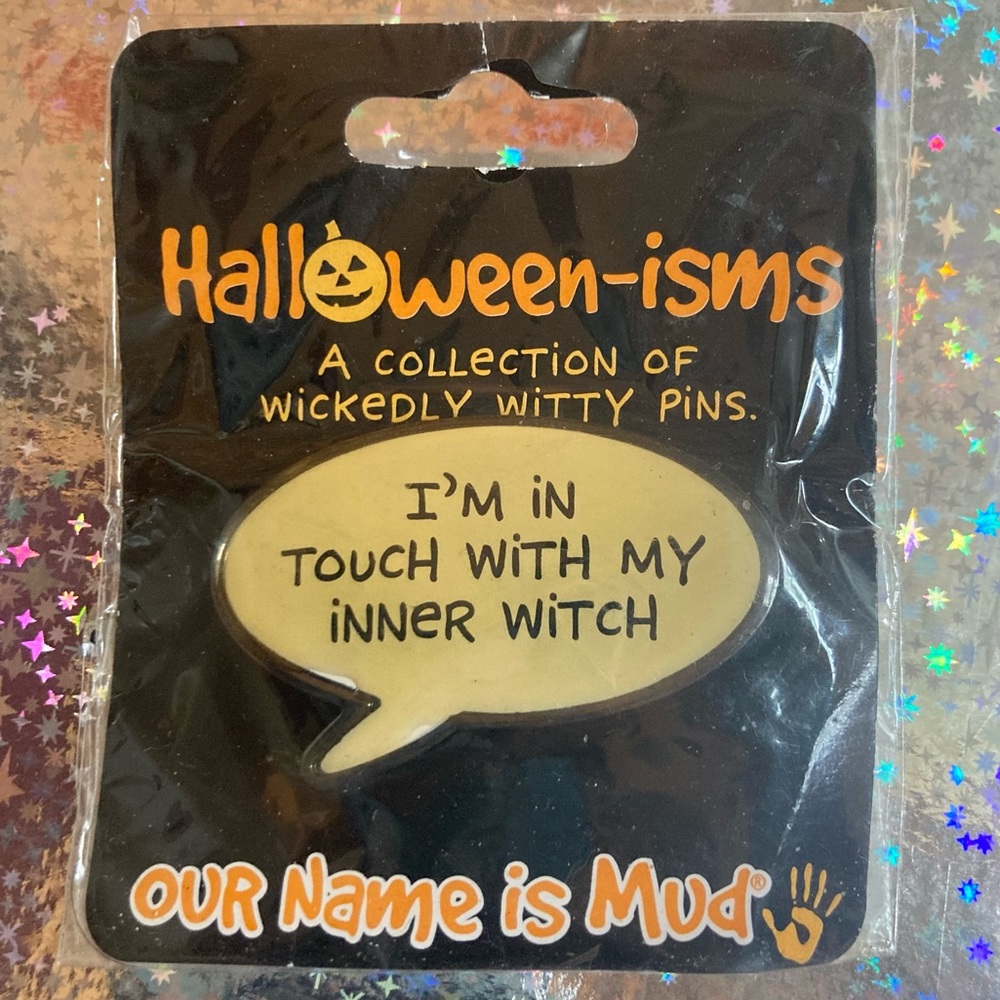 💎 Enesco Halloween-isms Pin